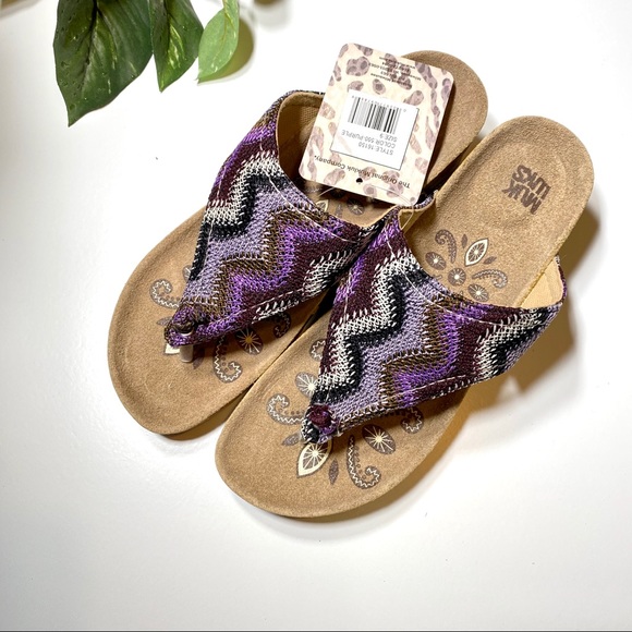 Mukluks Sandals